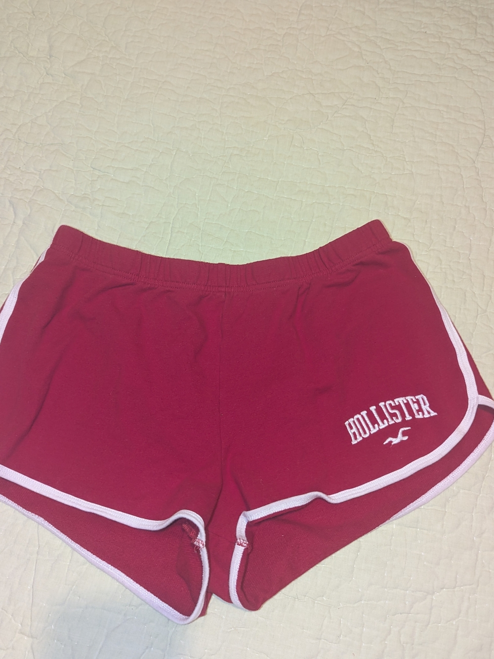 Hollister Women's Maroon Athletic Shorts with White Piping